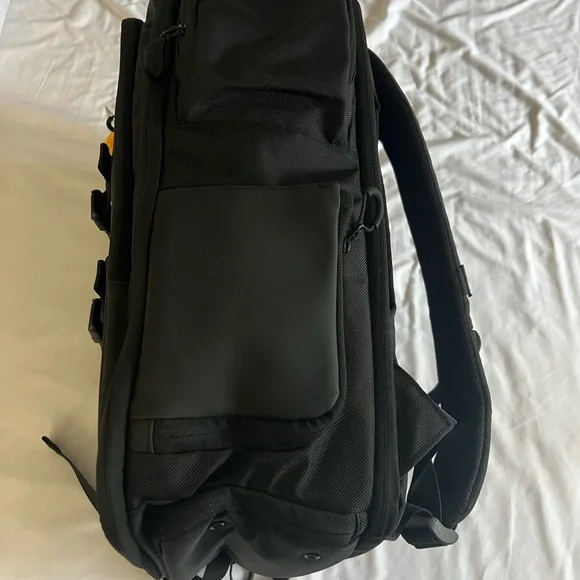LSKD Backpack 35L - Picture 3 of 9